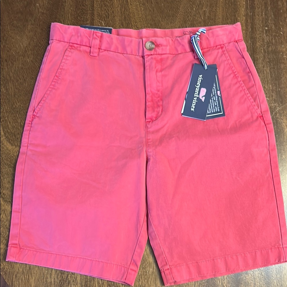 Vineyard Vines Sailor’s Red stretch Breaker Shorts Summer Essential